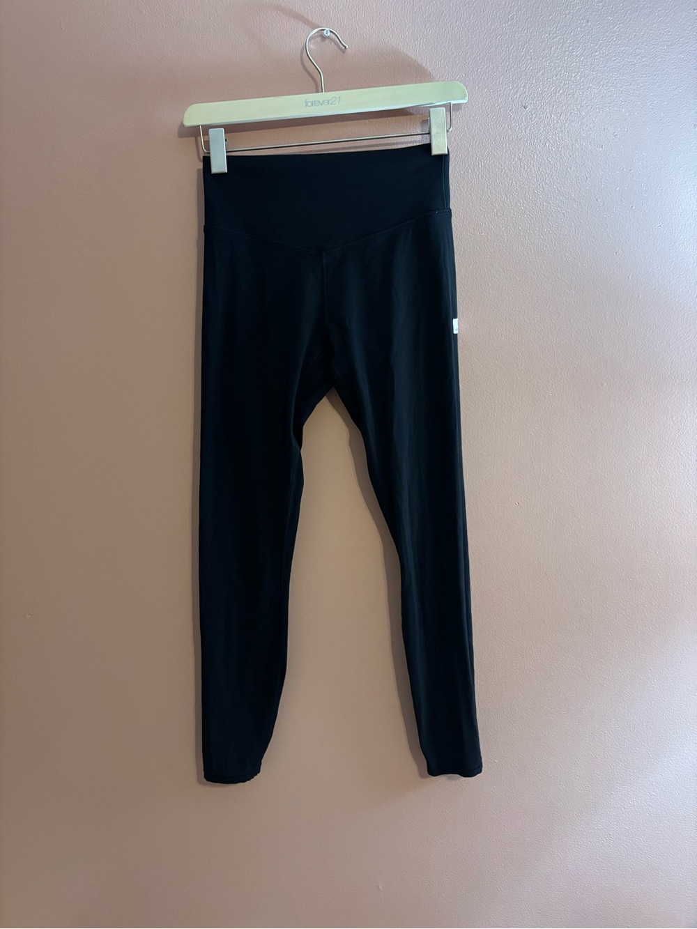 Vuori Black High-Waist Performance Leggings